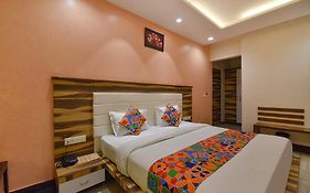 Fabhotel The Wind Palace